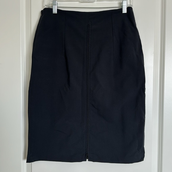 Iva Jean Extendable Panel Biking Skirt - Picture 2 of 4